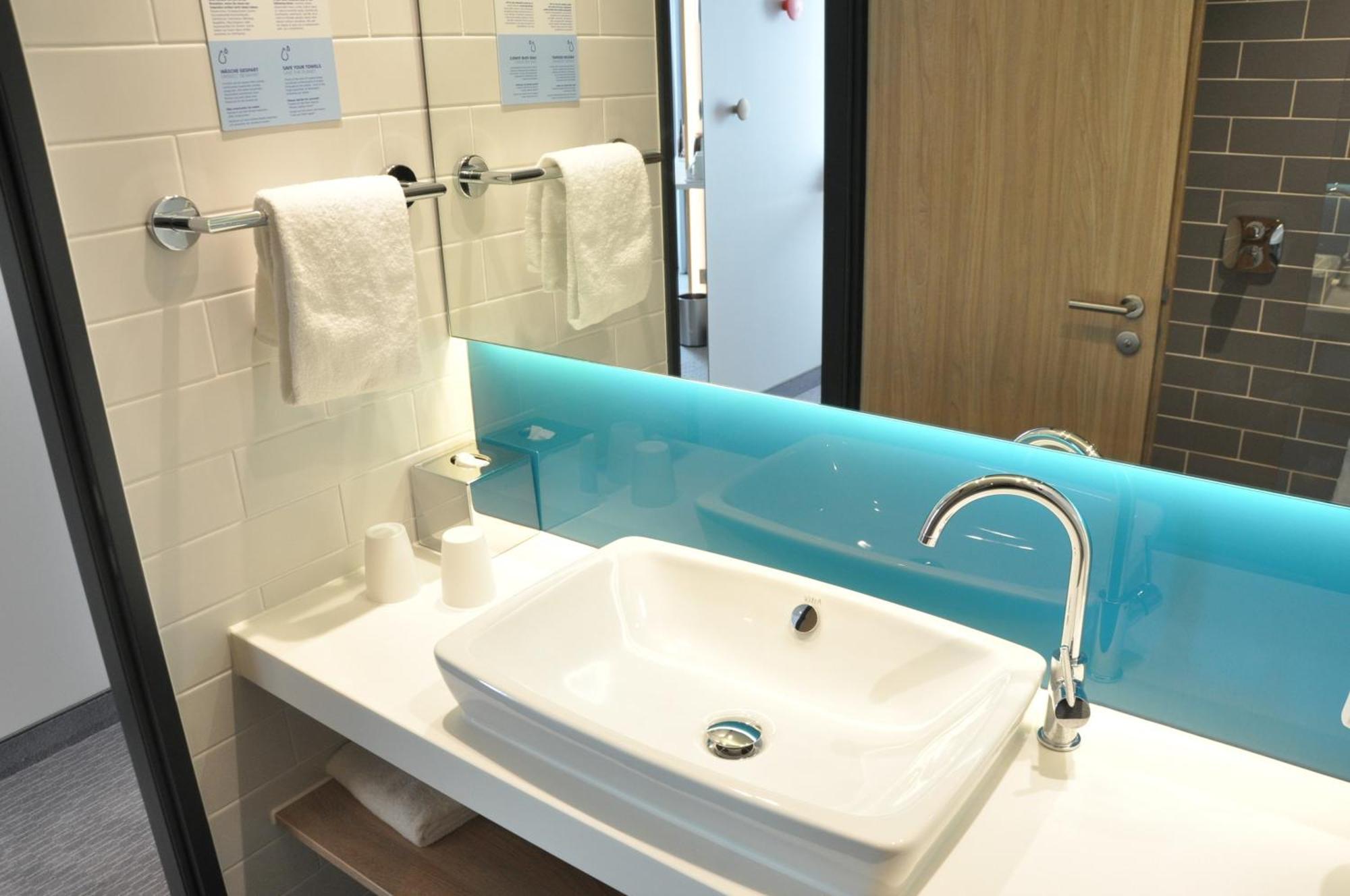 Holiday Inn Express - Sindelfingen By Ihg Bagian luar foto