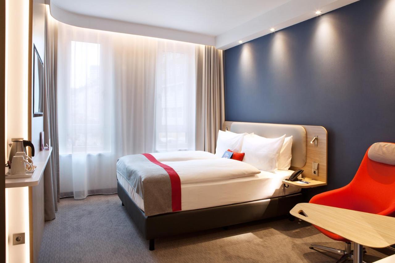 Holiday Inn Express - Sindelfingen By Ihg Bagian luar foto