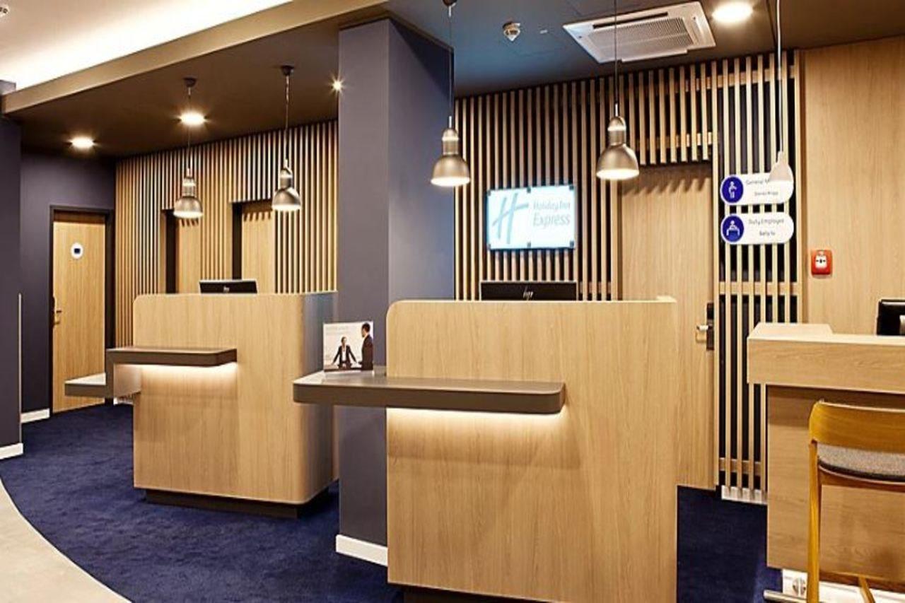 Holiday Inn Express - Sindelfingen By Ihg Bagian luar foto